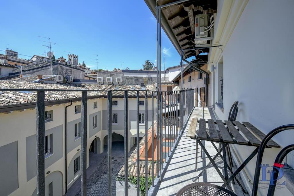 Ferienwohnung Desenzanoloft Peler Desenzano del Garda Exterior foto